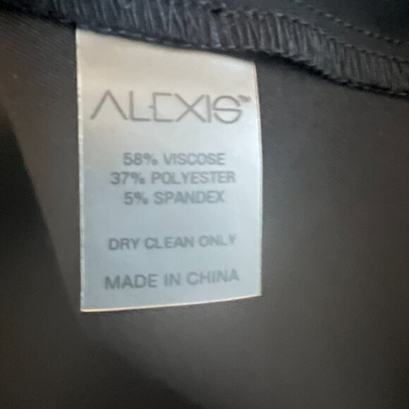 Alexis Lindes Black Off The Shoulder Bell Sleeve Stretch Cropped Top Large - Picture 7 of 7